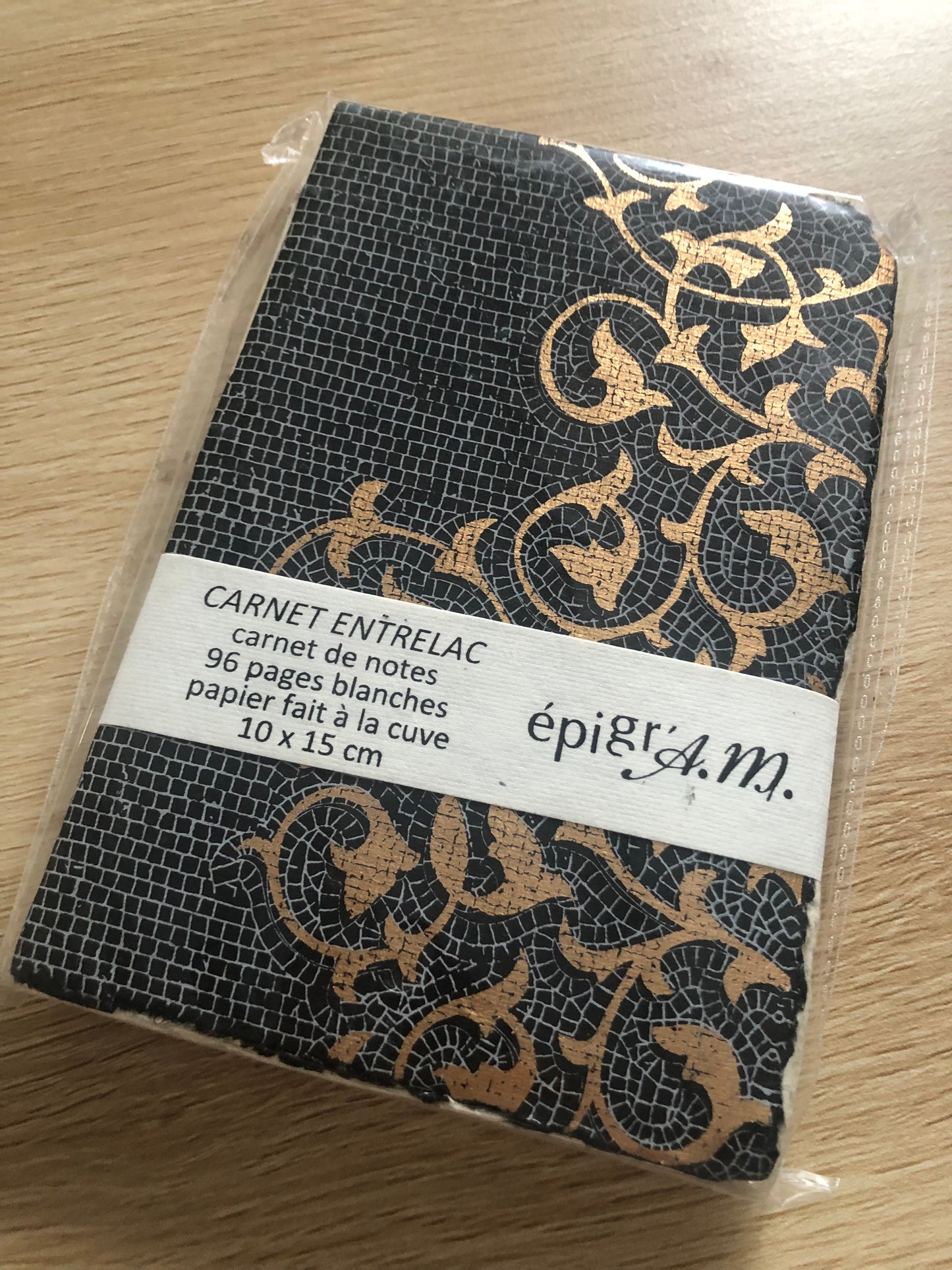 Carnet en parchemin – Entrelacs