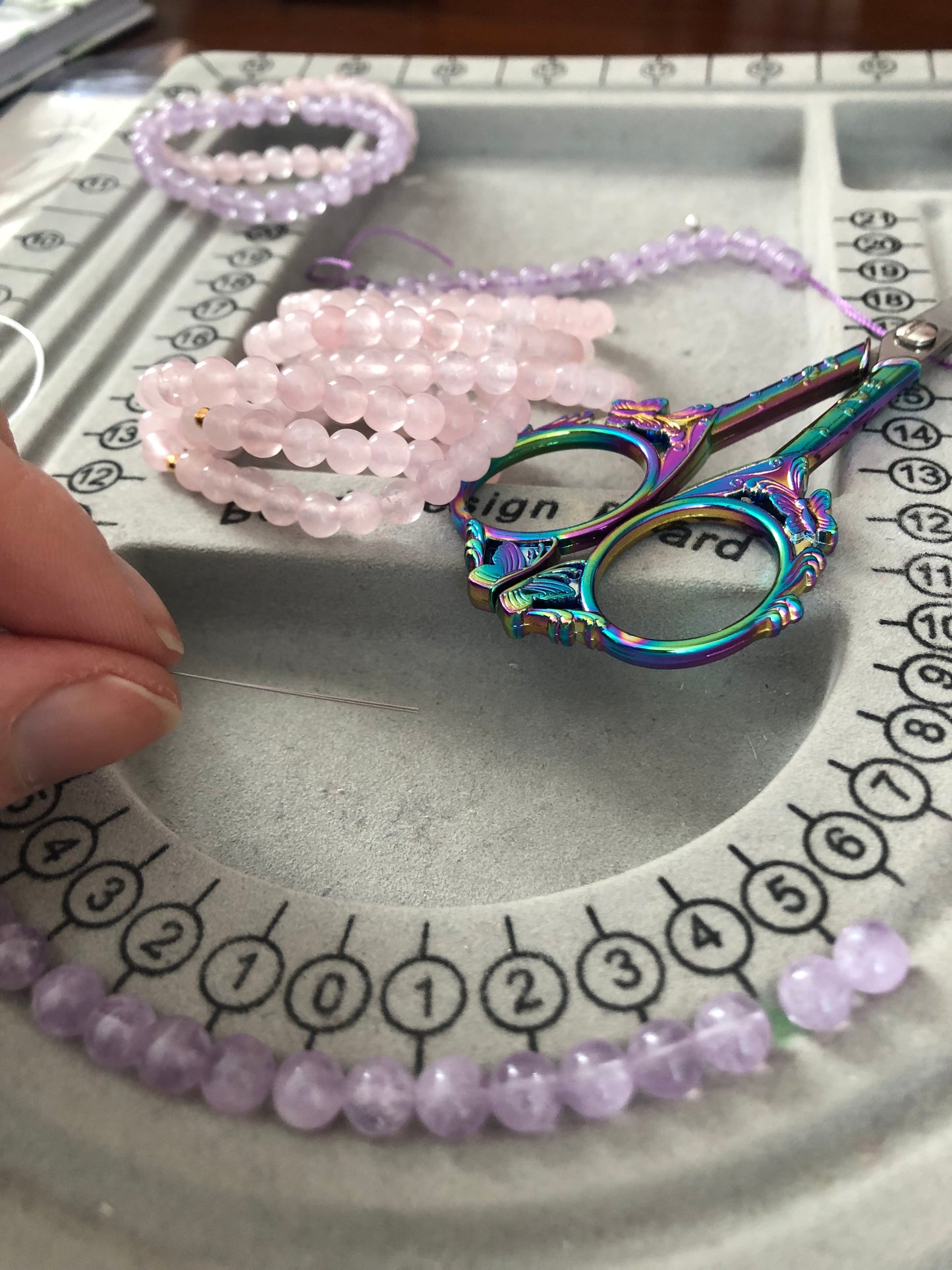 Atelier Initiation à la Lithothérapie – Créez votre Bracelet Personnalisé